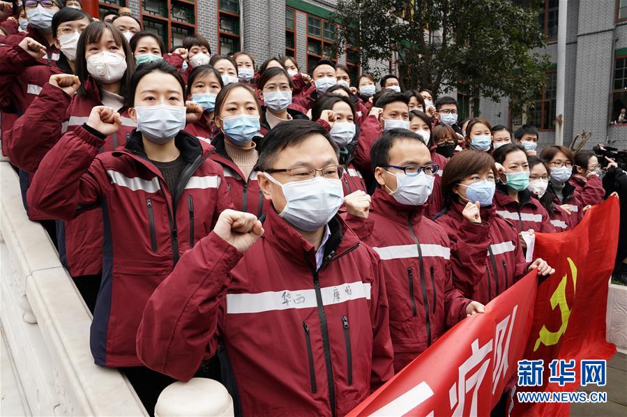 （新華全媒頭條·圖文互動(dòng)）（4）“始終把人民群眾生命安全和身體健康放在第一位”——中國抗疫彰顯“生命至上、人民至上”理念