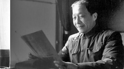 舍我其誰(shuí)報(bào)國(guó)志，碧血丹心愛(ài)國(guó)情