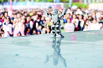 激勵(lì)創(chuàng)新，樹(shù)立“強(qiáng)國(guó)有我”鴻鵠志